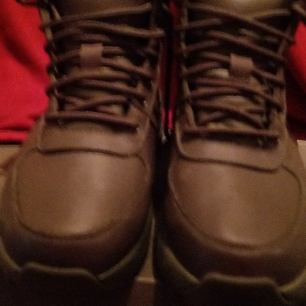 Air Max Goaterra 2.0 Boot

Size 8 #916816-300